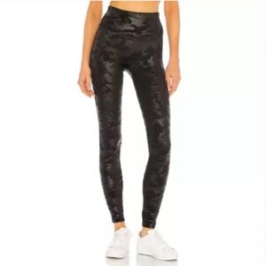 SPANX Faux Leather Glossy Camo Matte Black shaping slimming Leggings - Medium
